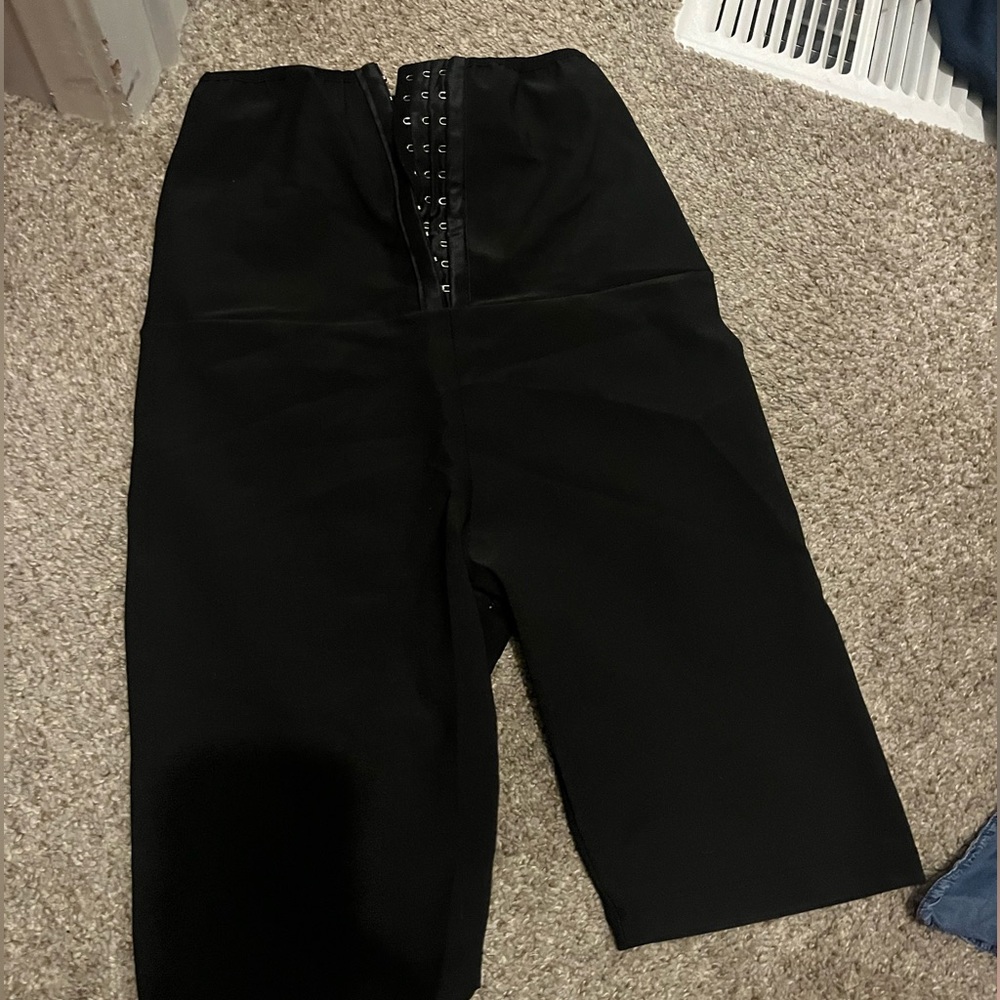 Short waist trainer
